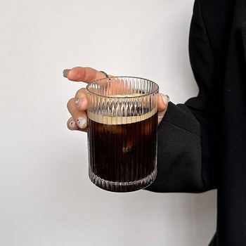 Ποτήρι γυάλινο για ροφήματα | Σύγχρονος μινιμαλιστικός σχεδιασμός, χωρίς λαβή και καπάκι | Γυαλί υψηλής θερμικής αντοχής | Πιεστό, ημι-χειροποίητο