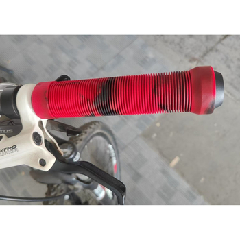 Двойка гумирани ръкохватки за планински велосипед — антихлъзгави, ударопоглъщащи, материал гума