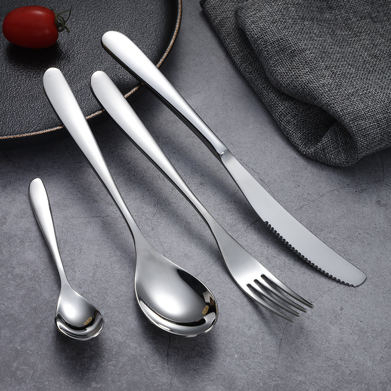 Sada noža, vidličiek a lyžíc, 304 nerezová oceľ, séria Nový mesiac, minimalistický štýl, leštenie do vysokého lesku, potlač loga