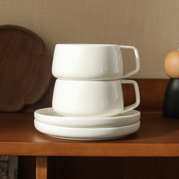 Keraminis kavos puodelių ir padėkliuko rinkinys, latte puodelis, minimalistinis stilius, namų naudojimui