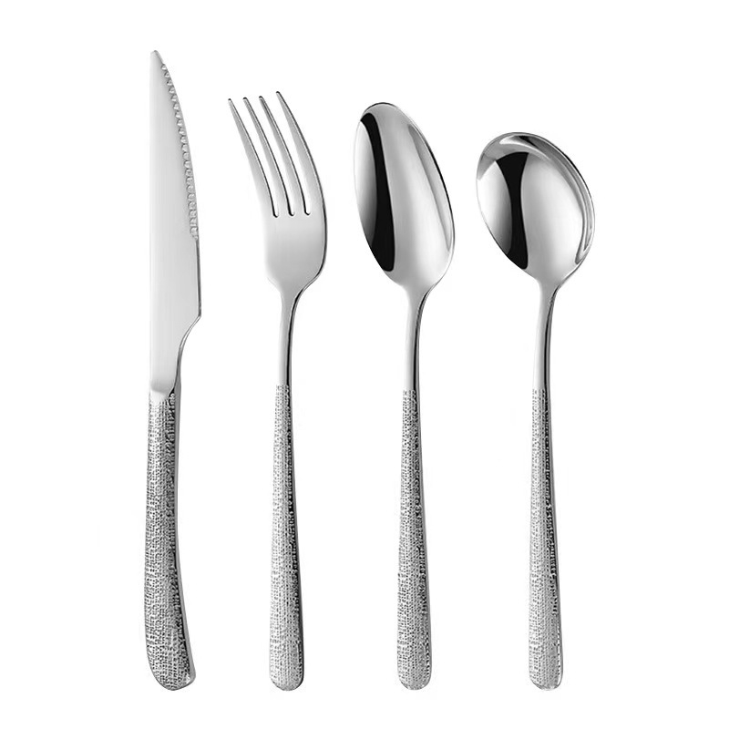 Set z nerezovej ocele 304 s kladivovým vzorom – stolný nôž, nô na steak, vidlička a lyžica; zosilnená verzia, severský štýl, zrkadlový lesk