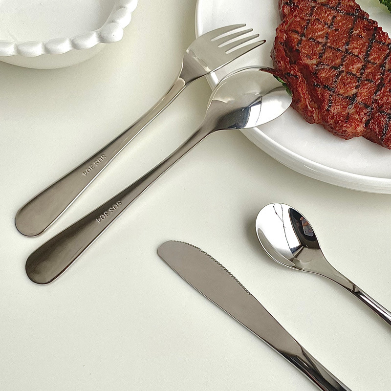 Detská sada noža, vidličky a lyžičky z 304 nerezovej ocele, zrkadlové leštenie, jednobarevný dizajn, moderný minimalistický štýl