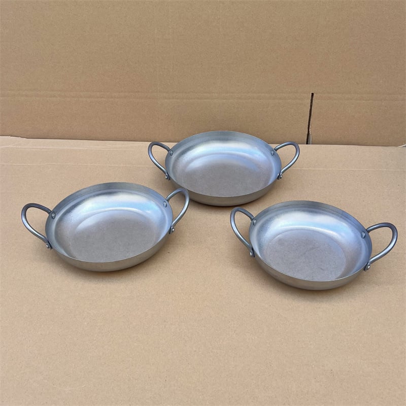 Kórejský štýl z nehrdzavejúcej ocele 304, horúci hrniec s dvojitými uchami, ploché dno, objem 2,1–4 l