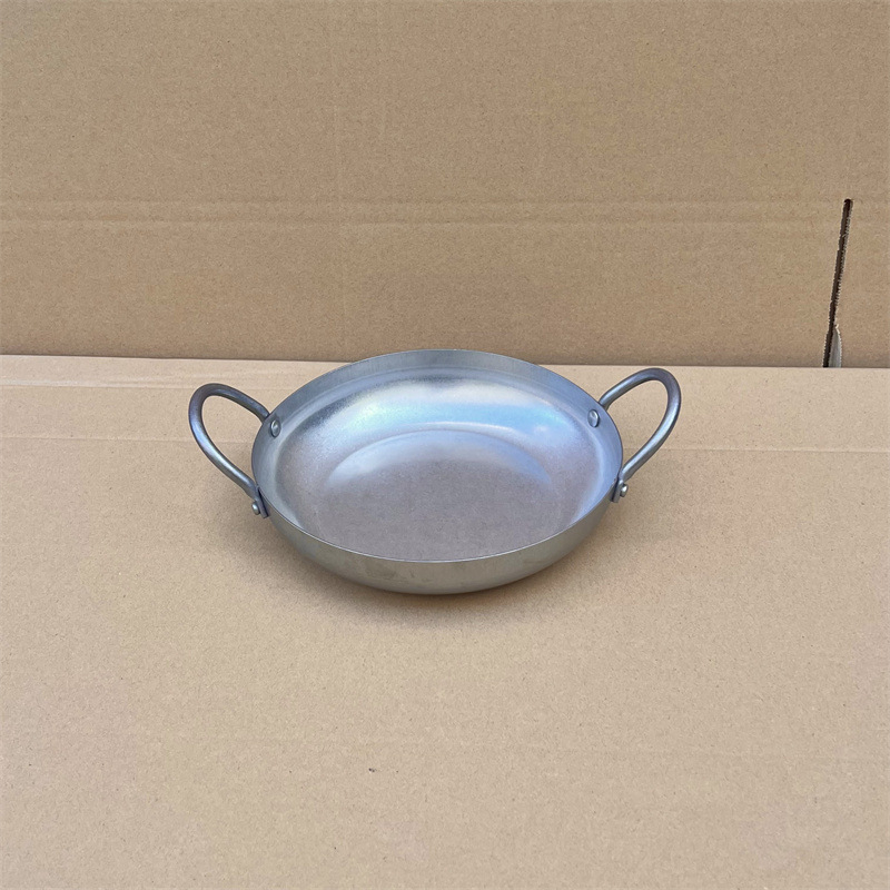 Kórejský štýl z nehrdzavejúcej ocele 304, horúci hrniec s dvojitými uchami, ploché dno, objem 2,1–4 l