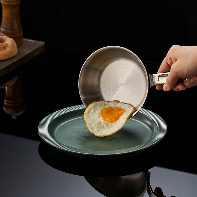 Panvica na smaženie z 316 nerezovej ocele, trojvrstvové dno, nepřilnavá povrchová úprava, kompatibilná s plynovým a indukčným varičom