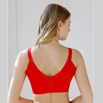 Formujúca podprsenka s pevnými dvojitými ramienkami, 3/4 miska, stredne formovaná miska, zadné zapínanie s piatimi radmi háčikov, látka Nylon/Polyamid s Spandex/Lycra