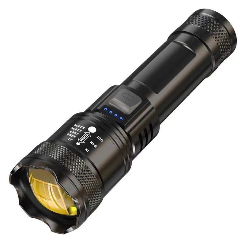 LED baterijska svjetiljka s LCD zaslonom, 18650 baterija, optični zum, domet do 500 m, zaštita od pretjeranog punjenja