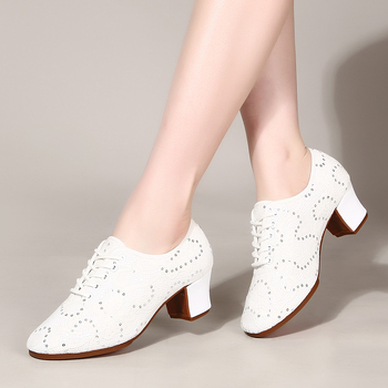 Танцови обувки - дишаща мрежеста горна част, леки, абсорбиращи пот, гумена подметка, подходящи за латински танци, модерни танци и балет