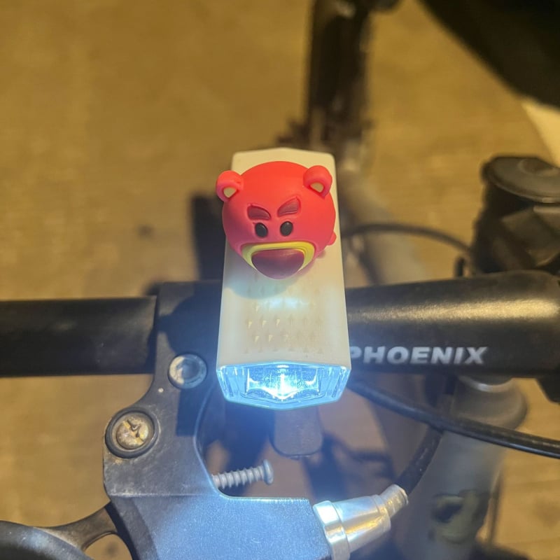 Предна велосипедна светлина за нощно каране — сладък карикатурен дизайн, съвместима с планински пътища (Модел: ltao1025187043; Тип светлина: предна; За: нощно каране; Функция: предупредителна светлина)