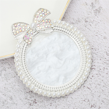 Ploča za prikaz manikure s mašnicom od perli i dijamantnim ukrasima, agatna smola, alati za nokte, 42 g, YUJIA