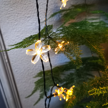Solárna LED girlanda s kvietkami sakury na vonkajšiu terasu, GS5896, 0,05W na LED, IP65, Vstupné napätie ≤36V, Napájanie batériou/USB/solárne/DC