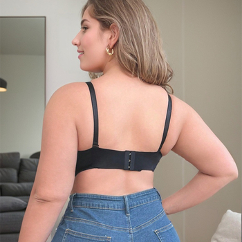 Бюстгалтер за плюс размер с дантела и събиращ ефект, традиционен стил, чашки 1/2, тънък формован корпус, свалящи се двойни презрамки, закопчаване с три реда, материя: нейлон; подплата: спандекс <30%