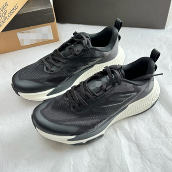 Nízke voľnočasové tenisky s vrchnou Top Grain kožou, protišmyková gumová podrážka, PU vložka, zapínanie šnúrkami