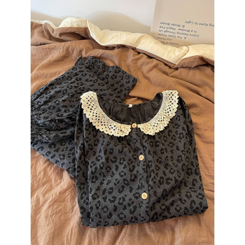 Set de pijama leopard cu broderie florală, în stil lux lejer, țesătură acrilică, țesătură groasă 201–250 g/m², guler răsucit, pentru toamnă–iarna