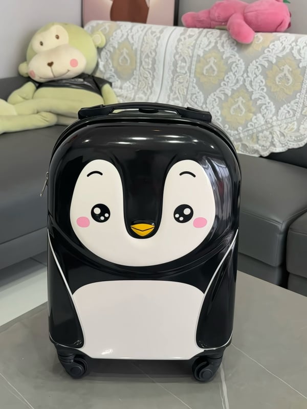 Detský kufor s 3D dizajnom zvierat, ABS+PC materiál, univerzálne kolieska, zapínanie na zips, vodotesný