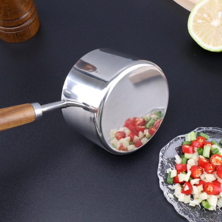 Sada meracích lyžíc z nehrdzavejúcej ocele s drevenou rúčkou, lyžička na kávu so skálou a merací pohár