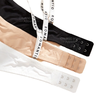 Dámska bezšvová nylonová podprsenka, košíčky 3/4, tenké tvarované košíčky, bavlnená vnútorná časť košíka, pevné dvojité ramienka, zadné zapínanie so dvoma radmi háčikov