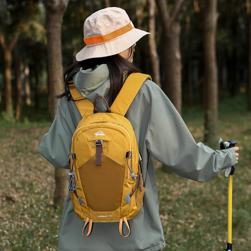 Turistický batoh - ultraľahký, vodeodolný, rozšíriteľný, unisex s vzduchovými popruhmi (Oxford materiál)