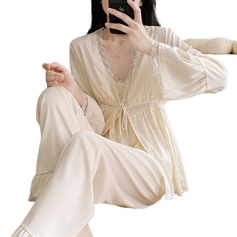 Set de pijamale pentru femei, trei piese, cu decolteu în V, mâneci lungi, din satin subțire (90–95% poliester, 101–120 g/m²)