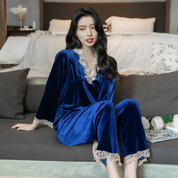 Set de pijamale din catifea aurie cu dantelă pentru femei – stil luxos, decolteu în V, mâneci lungi, pantaloni lungi, poliester