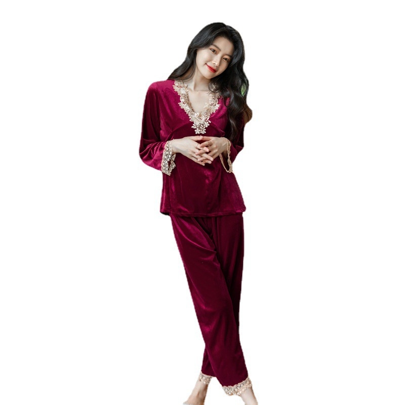 Set de pijamale din catifea aurie cu dantelă pentru femei – stil luxos, decolteu în V, mâneci lungi, pantaloni lungi, poliester