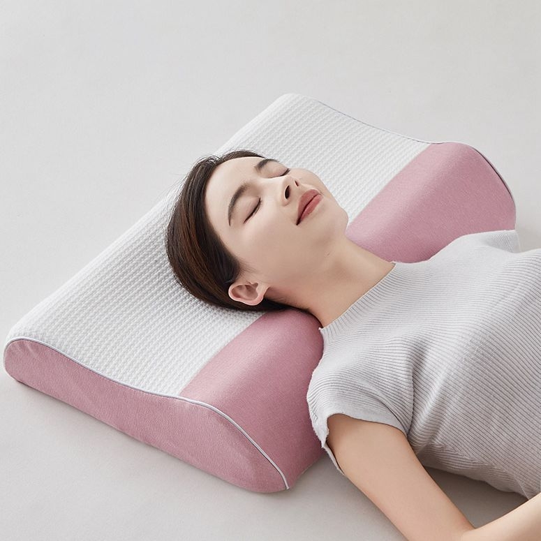 Spánková vankúš z memory latexu s pleteným poťahom, latexový obsah 80–90%, výška 5–10 cm, podpora krčnej chrbtice pre dospelých