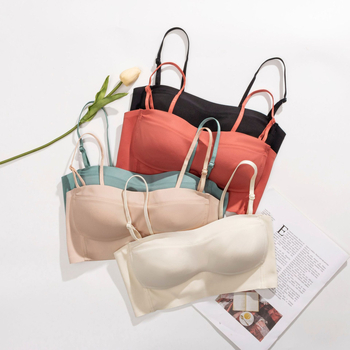 Bezramienková šaty podprsenka, bez kovových výstuh, s odnímateľnými dvojramienkami, 3/4 miska, stredne tvarovaný košíček, pena košík, nylonová podšívka, polyester