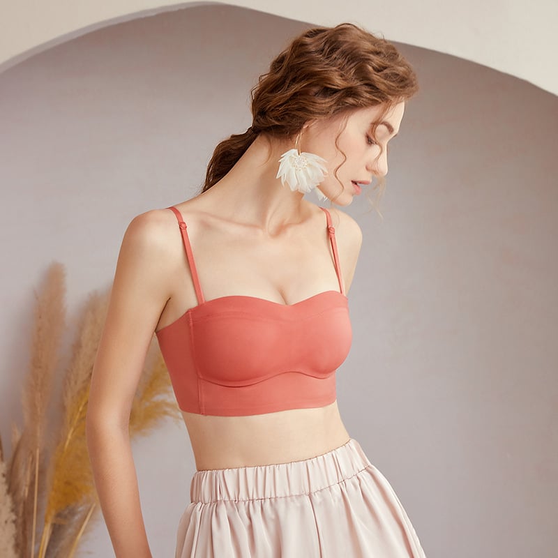 Bezramienková šaty podprsenka, bez kovových výstuh, s odnímateľnými dvojramienkami, 3/4 miska, stredne tvarovaný košíček, pena košík, nylonová podšívka, polyester