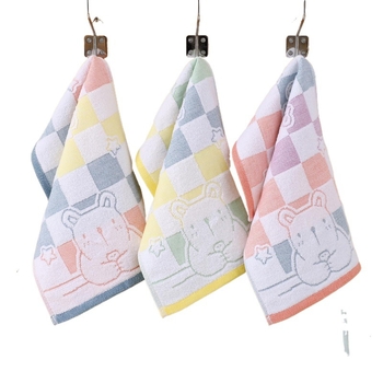 Detský bavlnený uterák, jacquardový vzor s kresleným motívom, 32s priadza, 50–80 g, prispôsobiteľný