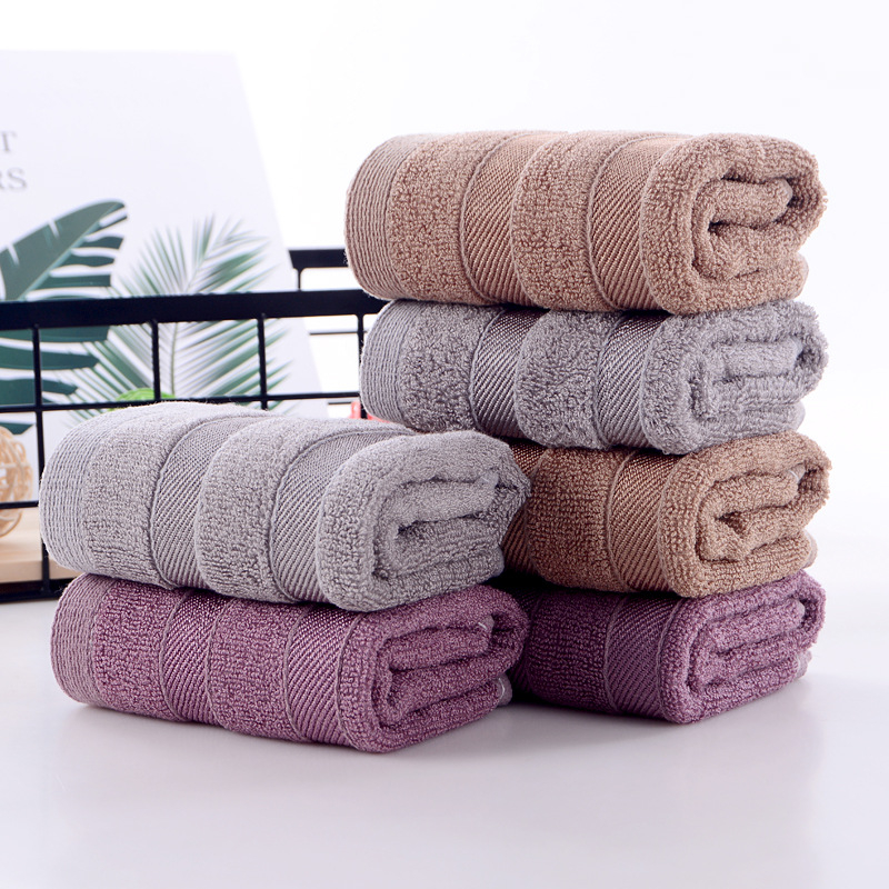 Štvorcový uterák z bambusových vlákien, Jacquard tkanina, 55 g, s logom