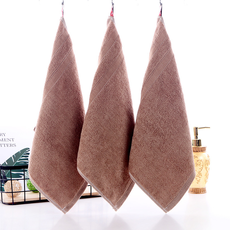 Štvorcový uterák z bambusových vlákien, Jacquard tkanina, 55 g, s logom