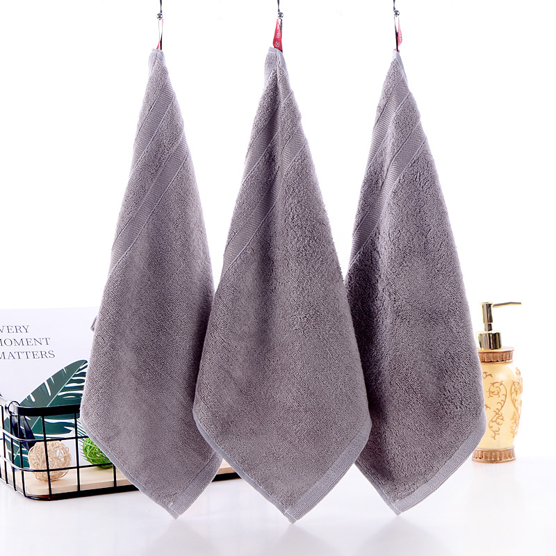 Štvorcový uterák z bambusových vlákien, Jacquard tkanina, 55 g, s logom