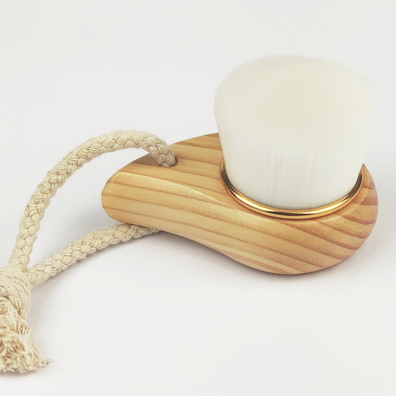 Tvárová čistiaca kefka s drevenou rúčkou, ručná, hlboko čistí póry, model HEYI07