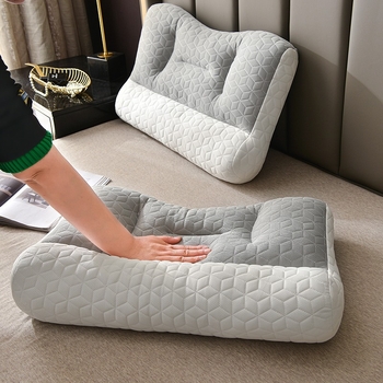 Latexová vankúš do tvaru kosti pre podopretie krku — prirodzený latex, obsah latexu pod 70%, bezpečnostná trieda B, vhodný pre všetky vekové kategórie a všetky polohy na spanie