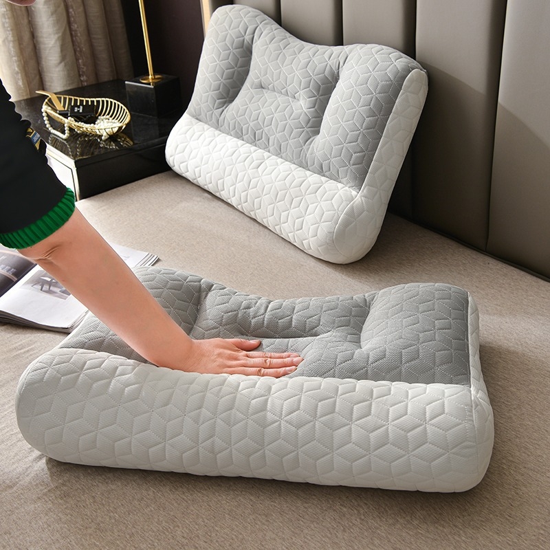 Latexová vankúš do tvaru kosti pre podopretie krku — prirodzený latex, obsah latexu pod 70%, bezpečnostná trieda B, vhodný pre všetky vekové kategórie a všetky polohy na spanie