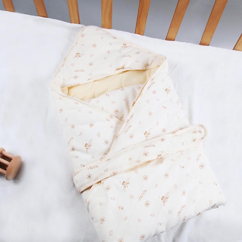 Detská zavinovacia deka – bavlnená látka nad 95%, výplň bavlna, motív cartoon, pre kojencov, vhodná na jeseň a zimu