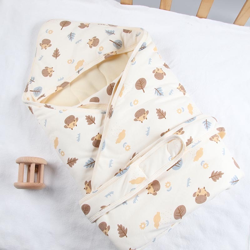Detská zavinovacia deka – bavlnená látka nad 95%, výplň bavlna, motív cartoon, pre kojencov, vhodná na jeseň a zimu