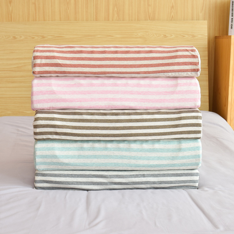 Latexová vankúš – prírodný latex, obsah latexu >90%, obdĺžnikový tvar, jadro z chemických vlákien, hmotnosť 2–3 kg