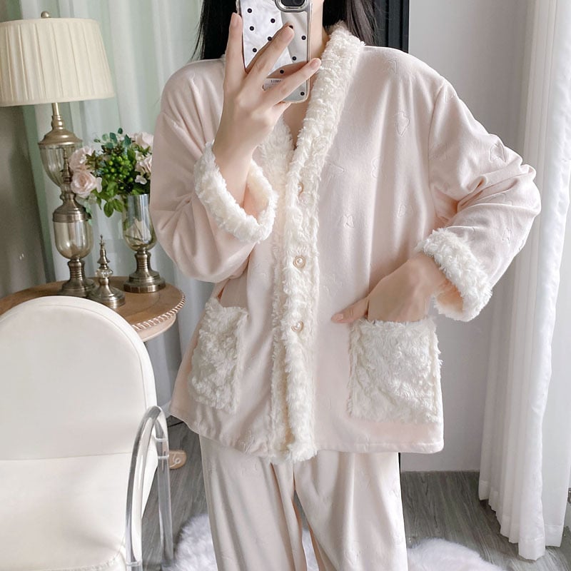 Set de pijama pentru femei - Poliester 95–100%, Țesătură groasă, Mâneci lungi, Decolteu în V, Pantaloni lungi