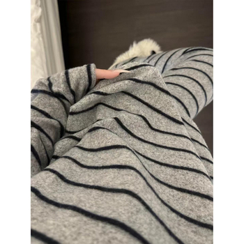 Set de pijamale de dormit cu design în dungi de stil coreean, fleece german, țesătură groasă 251–300 g/m², guler rotund, mâneci lungi, pantaloni lungi, pentru toamnă și iarnă