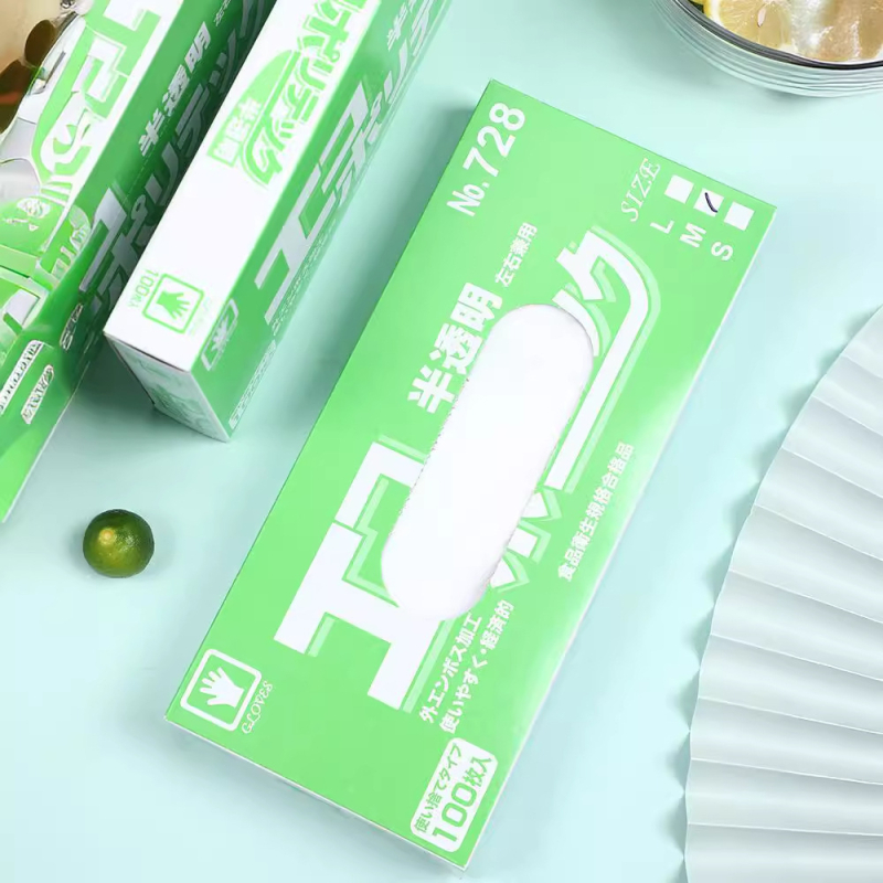 Jednorazové rukavice z CPE, potravinárska kvalita, protišmykové, priehľadné, balené v kuchynskej krabičke, hrúbka 0.05–0.1 mm, 50 ks v balení