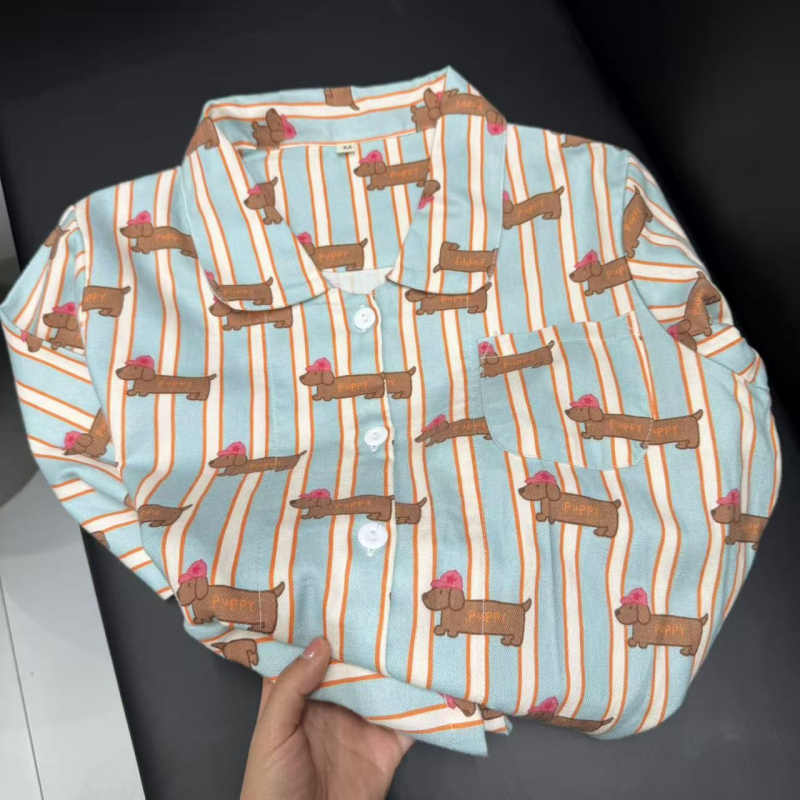 Női koreai stílusú pizsama kardigánnal, reveres galléval, cartoon mintával, 100% pamut