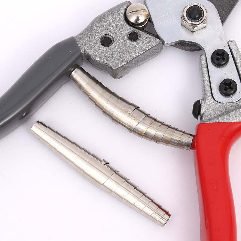 Záhradné nožnice na rez ovocných stromov Hiroshi Sagawa — hardvérové použitie, ťahový mechanizmus.