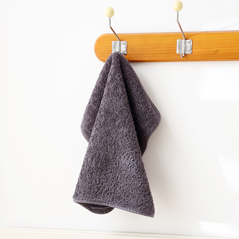 Detský štvorcový uterák z 100% bavlny, antibakteriálny, hrubý, okraj s háčikom na zavesenie, 105 g