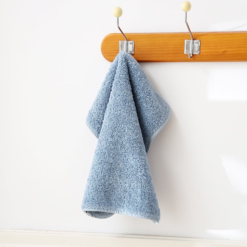 Detský štvorcový uterák z 100% bavlny, antibakteriálny, hrubý, okraj s háčikom na zavesenie, 105 g