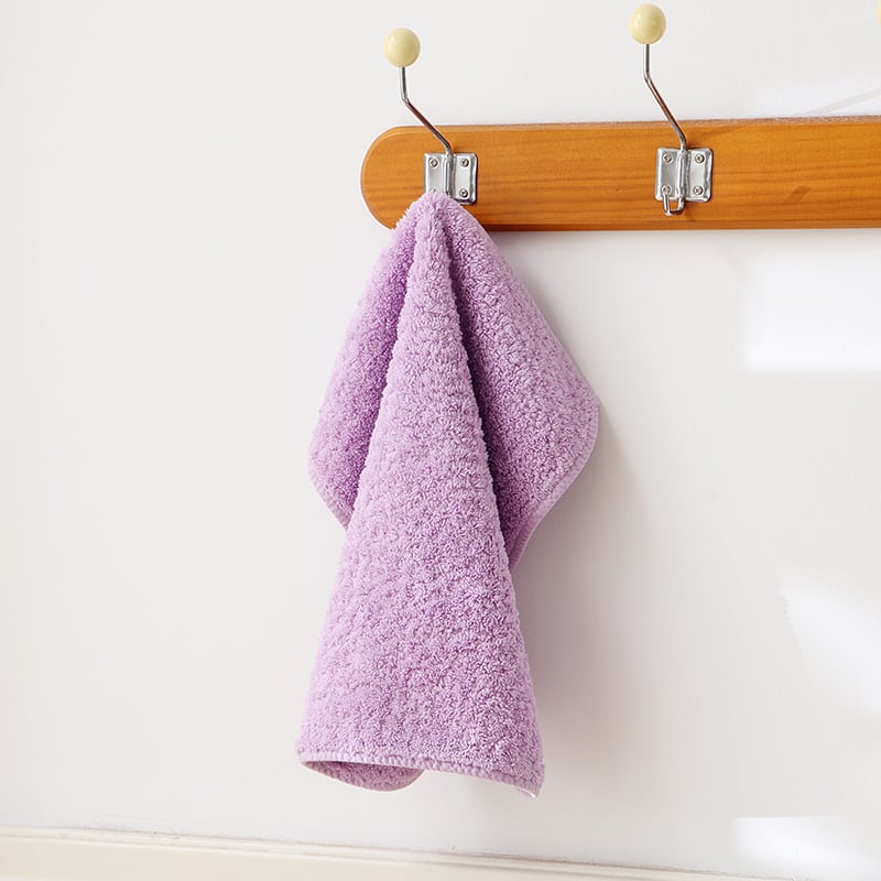 Detský štvorcový uterák z 100% bavlny, antibakteriálny, hrubý, okraj s háčikom na zavesenie, 105 g