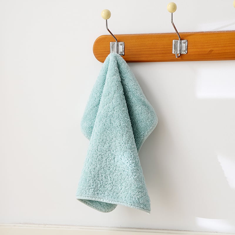 Detský štvorcový uterák z 100% bavlny, antibakteriálny, hrubý, okraj s háčikom na zavesenie, 105 g