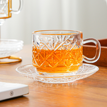 Sklenený pohár úkladný stojan na zoraďovanie – súprava hrnčekov a podšálok v európskom štýle