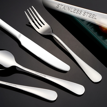 Sada príborov z 304 nerezovej ocele: lyžička, vidlička, nôž s lesklým leštením — Model 0411