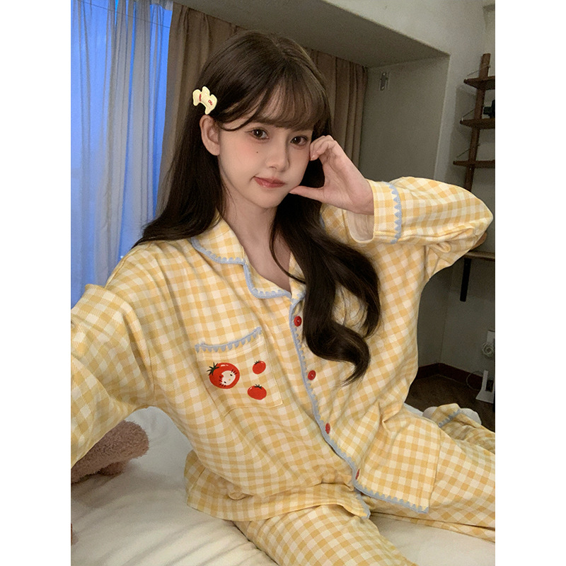 Sieviešu pidžāmas komplekts ar raksturīgu rakstu un mīļu karikatūru, kardigans, garas piedurknes, garas bikses, adīts poliestera audums, vidējs biezums